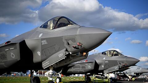 Die F-35 vom US-R&uuml;stungskonzern Lockheed Martin gilt als modernstes Kampfflugzeug der Welt. (Archivbild)