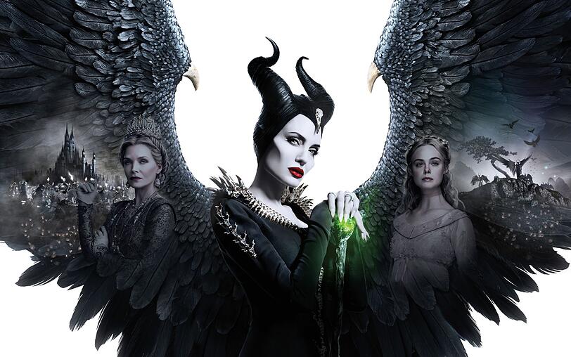 In "Maleficent: Mächte der Finsternis" stellt sich die durchtriebene Königin Ingrith (Michelle Pfeiffer, von links) zwischen die Fee Maleficent (Angelina Jolie) und ihre Patentochter Aurora (Elle Fanning). In "Maleficent: Mächte der Finsternis" stellt sich die durchtriebene Königin Ingrith (Michelle Pfeiffer, von links) zwischen die Fee Maleficent (Angelina Jolie) und ihre Patentochter Aurora (Elle Fanning).