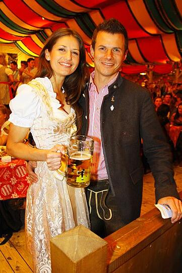 Die letzten Jahre war bei "Tracht & Pracht" einiges geboten. 2011 ließen sich auch Prominente wie Alina Baumann, Tim Lobinger, Michael Guillaume,Peyman Amin, Liliana Matthäu und Alisar Ailabouni im Hippodrom blicken. Klicken Sie durch die Bilder!