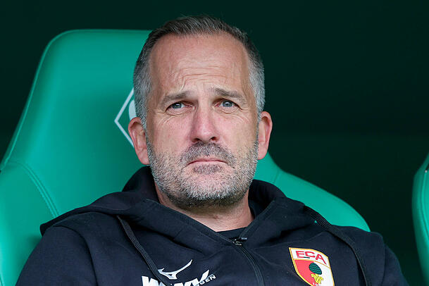 Von Finn Dahmen begeistert: FCA-Coach Manuel Baum.