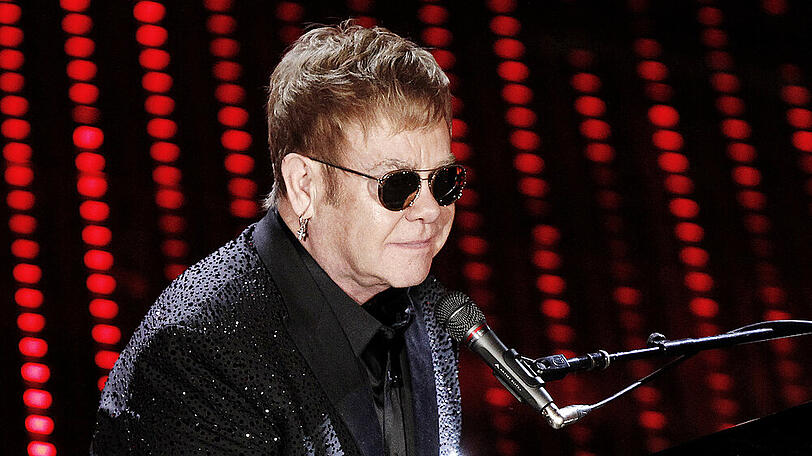 Elton John bei einem seiner Konzerte