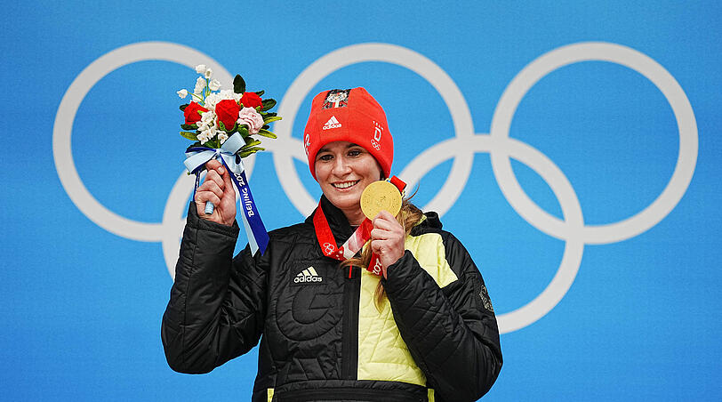 Neben vier weiteren Olympionikinnen wird auch die sechsfache Olympiasiegerin Natalie Geisenberger beim Sportfestival auf dem Königsplatz zu Gast sein. Neben vier weiteren Olympionikinnen wird auch die sechsfache Olympiasiegerin Natalie Geisenberger beim Sportfestival auf dem Königsplatz zu Gast sein.