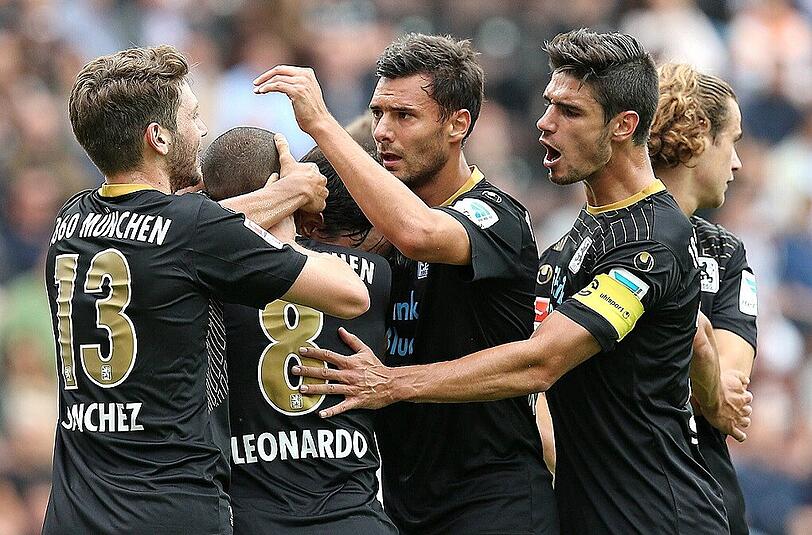 Jubel in Hamburg: Der TSV 1860 arbeitet sich aus der Krise. Beim Wiesn-Derby gegen Ingolstadt soll der nächste Dreier her!
