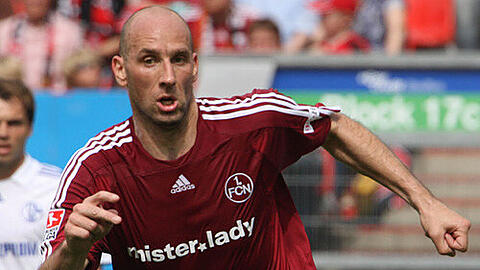 Treueschwur: Jan Koller stürmt weiter für den Club.