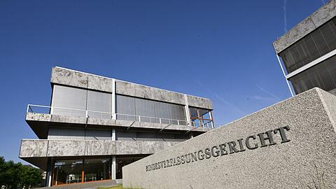 "Verfassungsrechtliches Tempolimit" f&uuml;r die Beratung von Gesetzentw&uuml;rfen? Das Bundesverfassungsgericht entscheidet.
