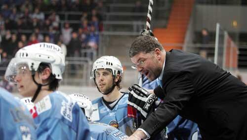 Pat Cortina: Zurück an der EHC-Bande Pat Cortina: Zurück an der EHC-Bande