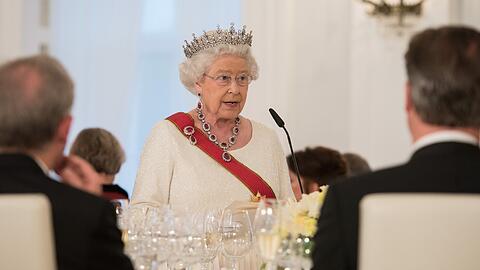 Königliche Tischrede: Die Queen im Schloss Bellevue.