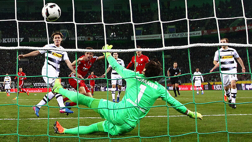 19. März 2017: Durch ein Tor von Thomas Müller gewinnt der FC Bayern mit 1:0 bei Borussia Mönchengladbach.