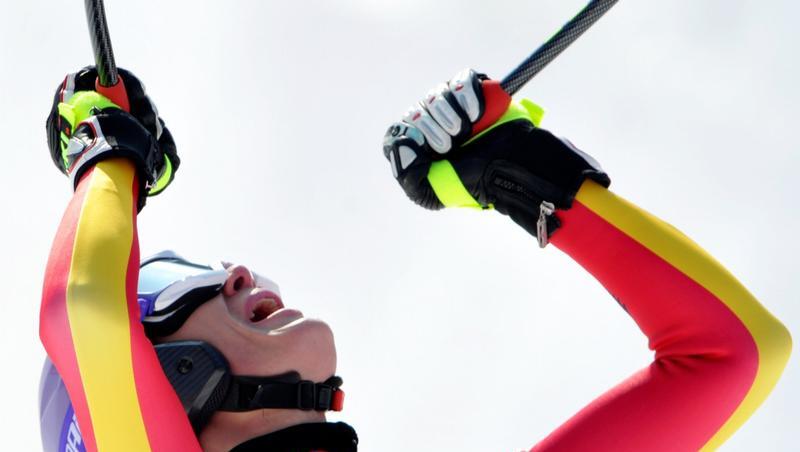 So freut sich eine Olympiasiegerin, wenn sie ihr Heimrennen gewinnt: Maria Riesch in Garmisch. So freut sich eine Olympiasiegerin, wenn sie ihr Heimrennen gewinnt: Maria Riesch in Garmisch.