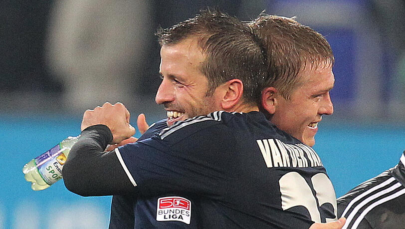 Van der Vaart: „Wenn wir so Gas geben wie gegen Dortmund, können wir auch die Bayern schlagen“ Van der Vaart: „Wenn wir so Gas geben wie gegen Dortmund, können wir auch die Bayern schlagen“