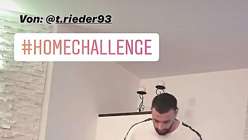 Auch Spielmacher Efkan Bekiroglu stellte sein feines Gefühl im rechten Fuß unter Beweis. Auch Spielmacher Efkan Bekiroglu stellte sein feines Gefühl im rechten Fuß unter Beweis.