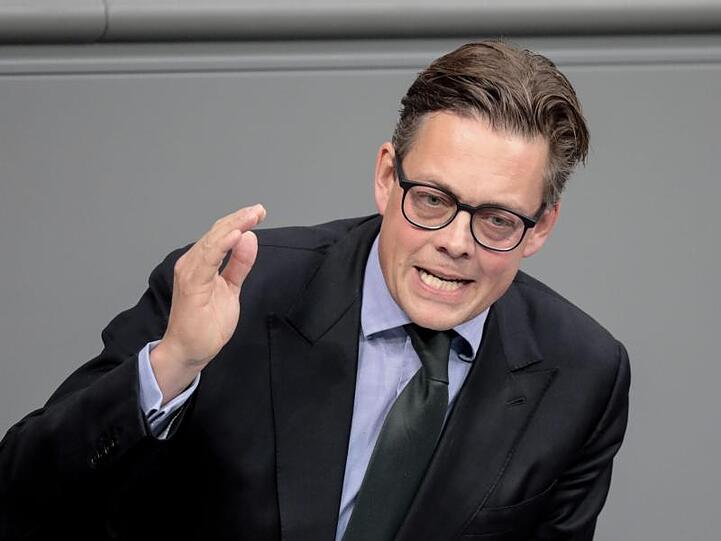 Konstantin von Notz (Bündnis 90/Die Grünen) ist einer der Unterzeichner.