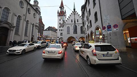 Auch die Tarifstruktur der Taxis sollte Thema im Kreisverwaltungsausschuss sein. (Symbolbild)