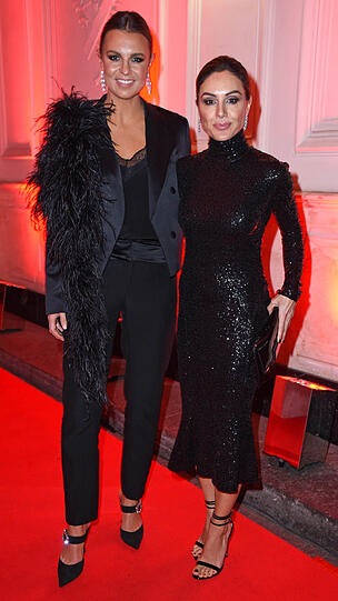 Laura Wontorra mit Nazan Eckes.