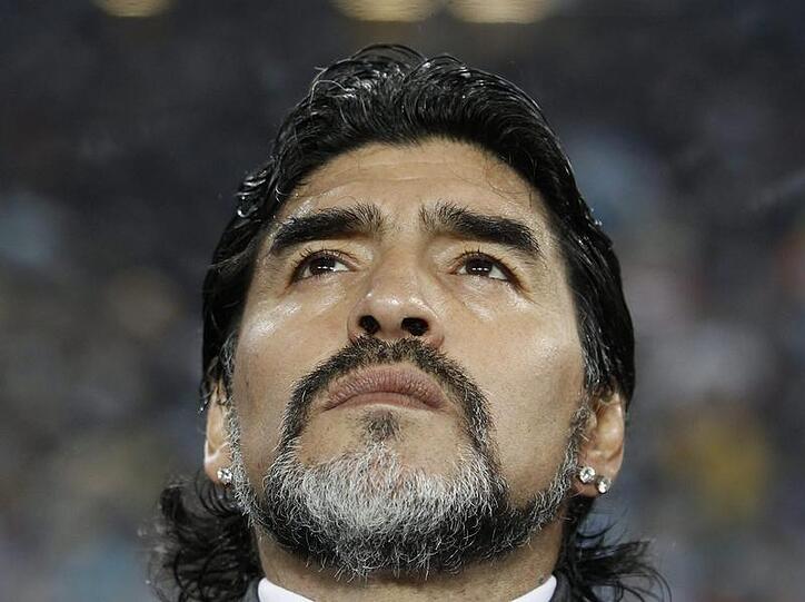 Argentiniens Trainer Diego Armando Maradona hat keine Zeit auf Schweinsteigers verbale Attacke einzugehen