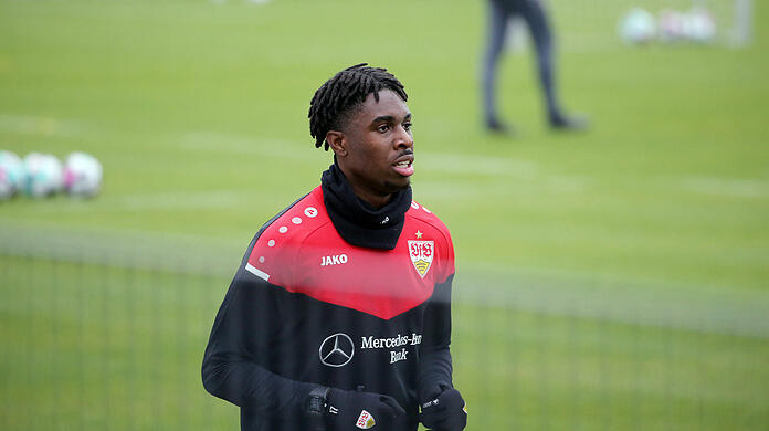 Maxime Awoudja vom VfB Stuttgart verstärkt Türkgücü München.