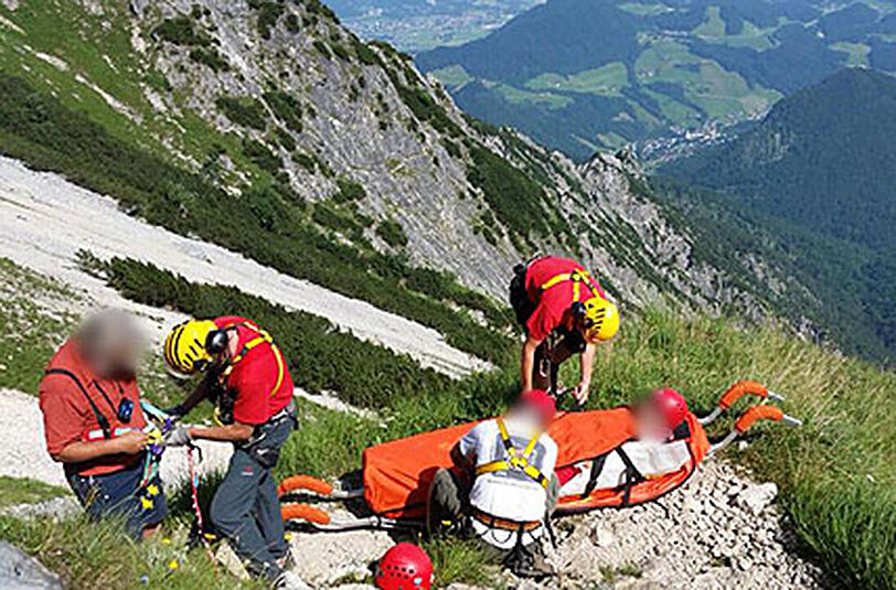 Rettungsaktion: Ein 72-jähriger Wanderer war mit Kreislaufproblemen zusammengebrochen.