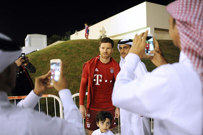 Die Bilder vom ersten Bayern-Trainig in Doha (Katar)