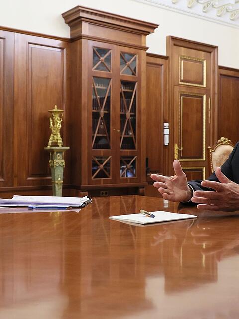Kremlchef Wladimir Putin hat der Ukraine mit harten Antworten gedroht auf die j&uuml;ngsten Drohnenangriffe auf russische Ziele.