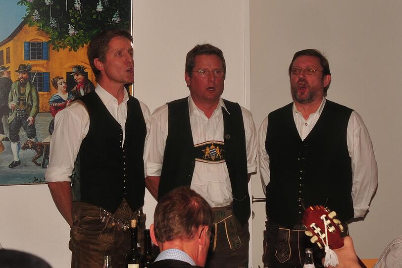 Der Schwanthlerhöher Dreigsang kommt auch zum Hoagarten.