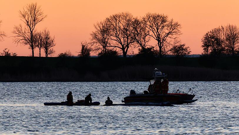 Retten oder nicht retten? Beim Umgang mit dem Wal sind viele Fragen offen.