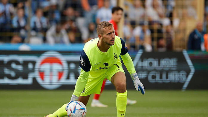 Löwen-Torwart Marco Hiller will endlich mit den Sechzgern aufsteigen.
