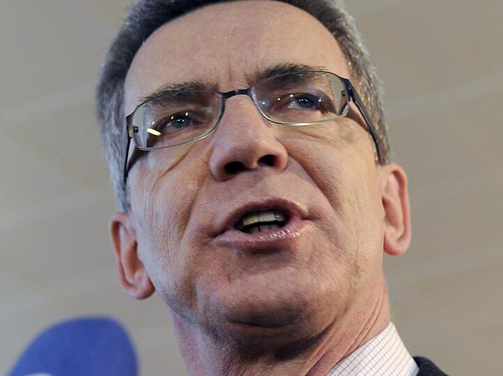 Die Bundesregierung will keine weiteren Insassen des Gefangenenlagers Guantánamo aufnehmen, sagte Innenminister Thomas de Maiziere (Archivbild).