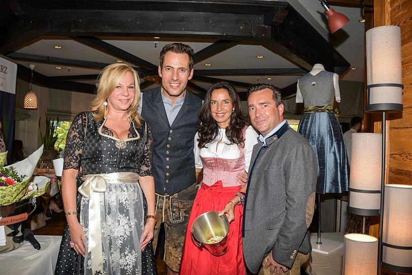 Birgit Fischer-Höper (l.), Clarissa Käfer, Alexander Mazza (2.v.l.), Falk Raudies.