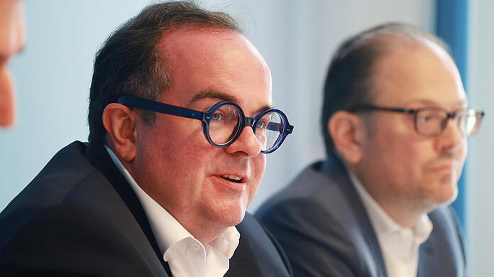 Zwei Freunde – ein Posten. Nun ist klar, wer ihn bekommt. Wirtschaftsreferent Clemens Baumgärtner (l.) wird der OB-Kandidat der CSU. Manuel Pretzl soll aber auch eine wichtige Rolle spielen.