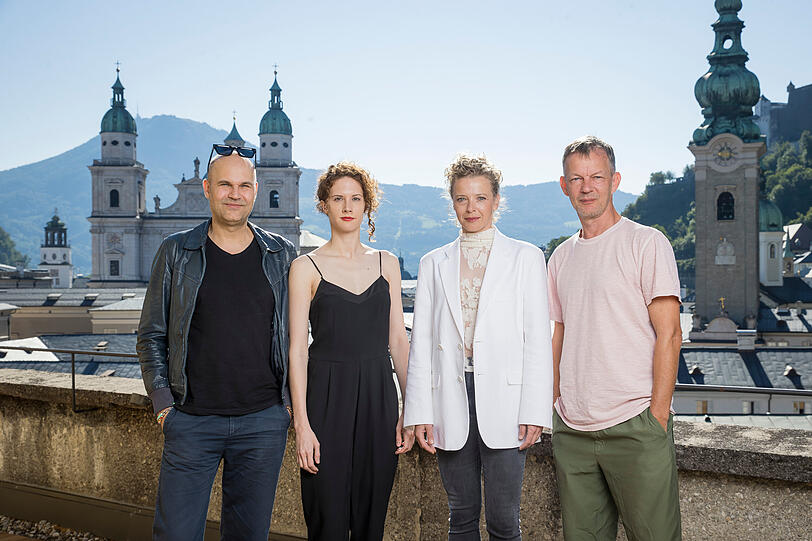 Nicolas Stemann, Julia Riedler, Patrycia Ziolkowska und Sebastian Rudolph.