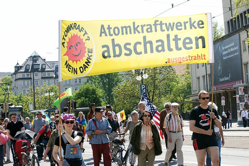 In den 80ern waren sie sehr populär, doch auch heute kommen noch viele zu den traditionellen Ostermäschen.
