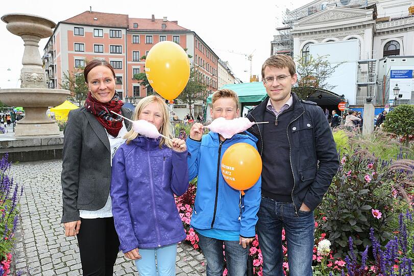 Dem durchwachsenen Wetter zum Trotz: Beim Gärtnerplatzfest hatten alle ihren Spaß.