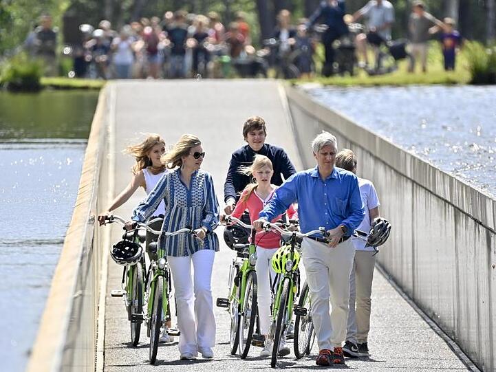 Die belgische Königsfamilie hat das Tempo rausgenommen.