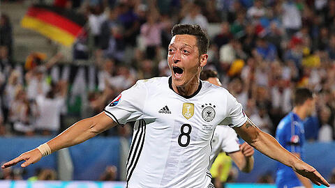 Jubiläum: Mesut Özil.