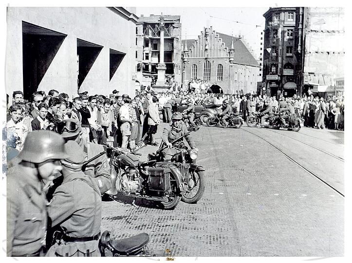 Fotos aus dem Buch &bdquo;Das München Album&ldquo;.