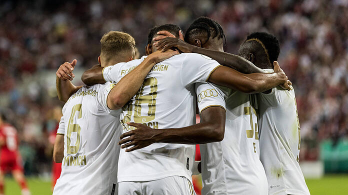 Die Bayern setzten sich in der 1. Runde des DFB-Pokals souverän bei Viktoria Köln durch.