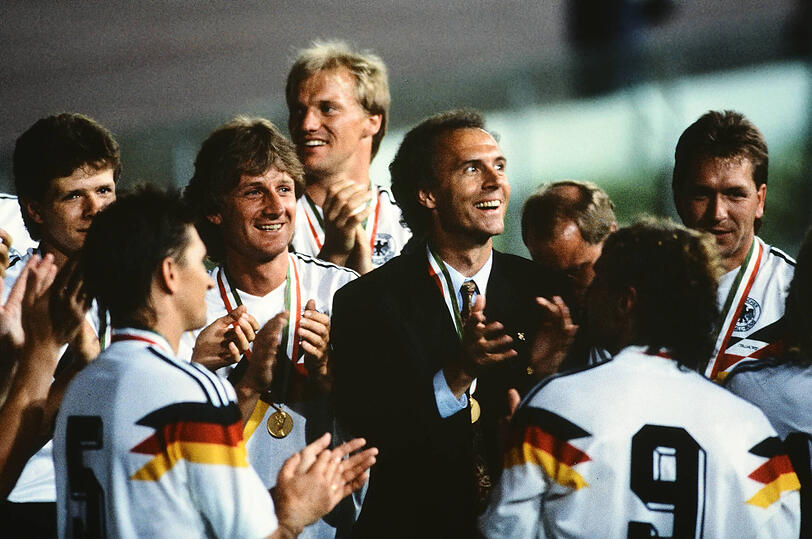 "Es tut mir leid für den Rest der Welt, aber diese Mannschaft wird auf Jahre hinaus nicht zu schlagen sein." (Nach dem WM-Finale 1990 gegen Argentinien in Rom)