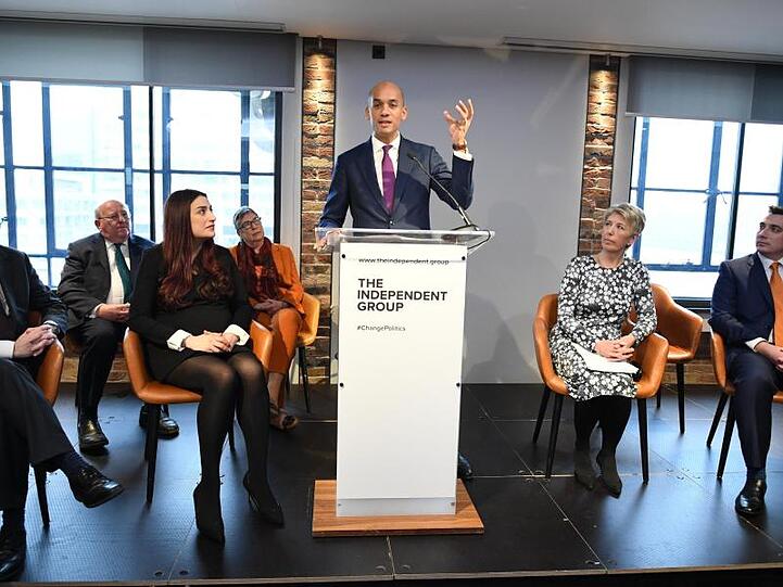 Chuka Umunna, Mitglied der Labour-Partei, kündigt bei einer Pressekonferenz seinen Austritt an.