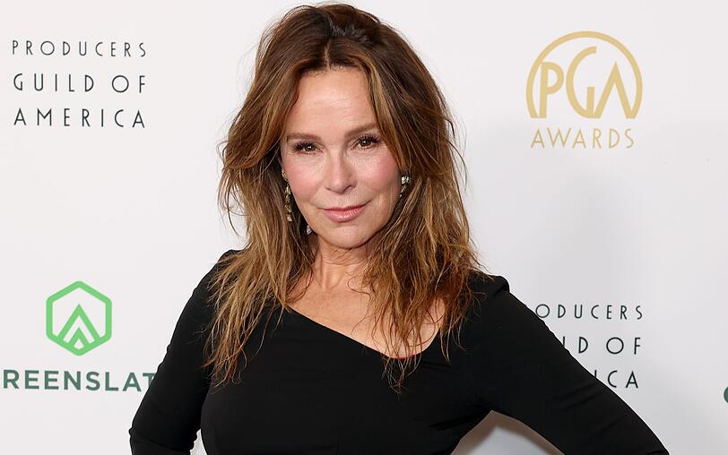 Zuletzt feierte Jennifer Grey ein kleines Comeback: Im Oscar-pr&auml;mierten Drama "A Real Pain" (2025) spielte sie an der Seite von Jesse Eisenberg und Kieran Culkin eine Nebenrolle.