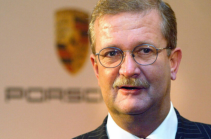 Die Staatsanwaltschaft Stuttgart hat weitere Vorwürfe gegen den früheren Porsche-Chef Wendelin Wiedeking und seinen ehemaligen Finanzchef Holger Härter erhoben.