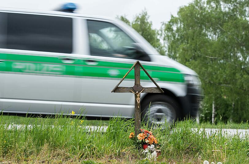 Die Zahl der Verkehrstoten auf Bayerns Straßen ist in den ersten Monaten des Jahres leicht rückläufig.