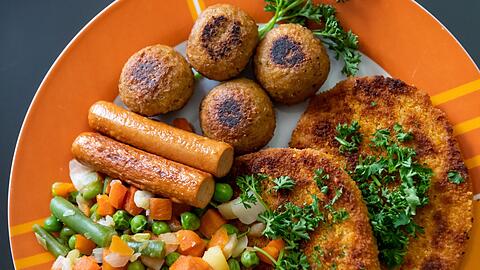 Vegetarische Ernährung ist besser für Klima und Tiere.