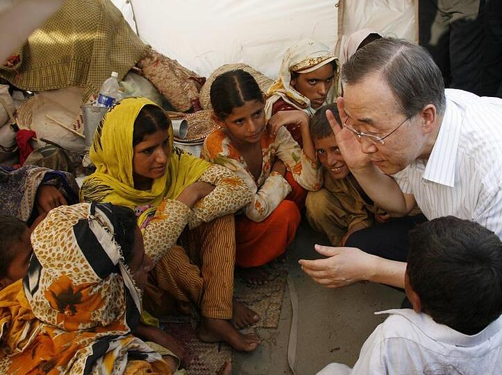 Bank Ki Moon besucht das Krisengebiet