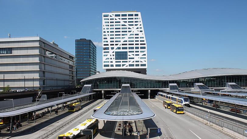 Modern und Geschmackssache: Das Utrechter Rathaus. Modern und Geschmackssache: Das Utrechter Rathaus.