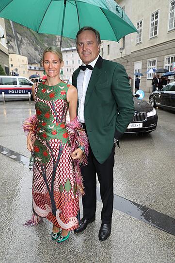 Prinzessin Elisabeth von Auersperg-Breunner und Prinz Alexander Auersperg-Breunner vor der "Aida"-Premiere.