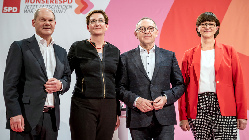 Bewerben sich um den SPD-Vorsitz: Olaf Scholz (l.) und Klara Geywitz sowie Saskia Esken (r.) und Norbert Walter-Borjans. Bewerben sich um den SPD-Vorsitz: Olaf Scholz (l.) und Klara Geywitz sowie Saskia Esken (r.) und Norbert Walter-Borjans.