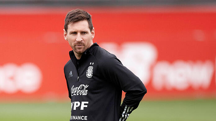 Mega-Star Lionel Messi ist die Meinung von Robert Lewandowski zu seinem Wahlverhalten relativ gleichgültig.