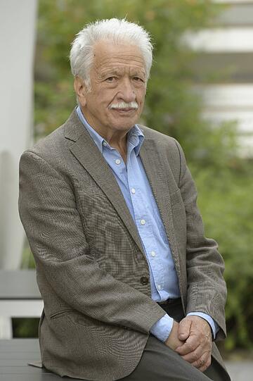 Ernst Grube (82) wurde als Jugendlicher ins Konzentrationslager Theresienstadt deportiert. Seine Erinnerungen erzählt er heute als Warnung.