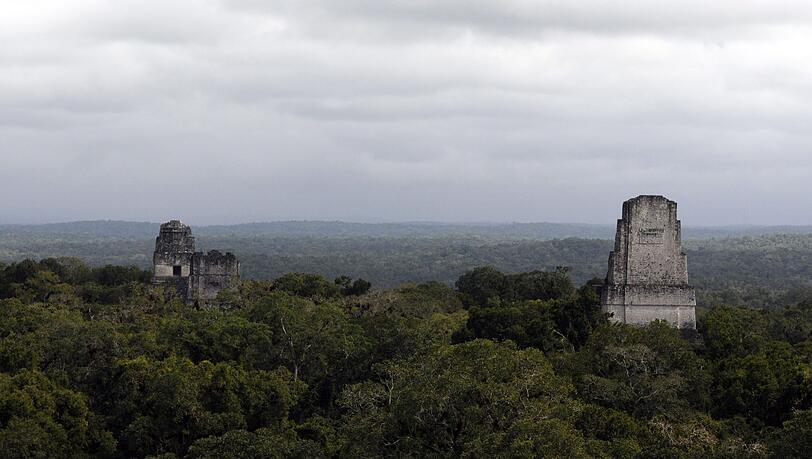 In der Nähe der Unesco-Weltkulturerbestätte Tikal wurde eine rund 2.900 Jahre alte Maya-Stätte entdeckt.