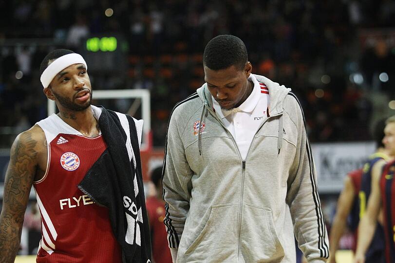Zwei Bayern-Zugänge: Malcolm Delaney (links) spielte gegen den FC Barcelona - Deon Thompson (rechts) schaute zu.